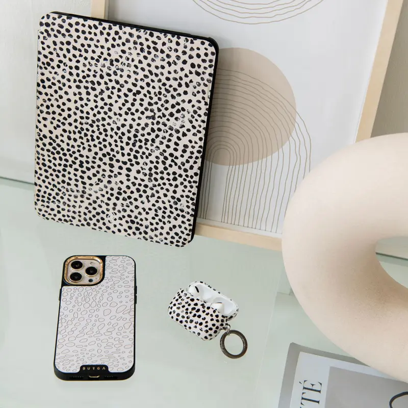 Burga Almond Latte - Apple AirPods 4 & AirPods 4 ANC Skyddsfodral - 2999573