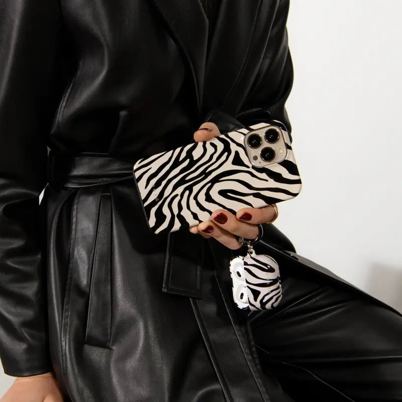 Burga Imperial - Apple AirPods 4 & AirPods 4 ANC Skyddsfodral - 2999770