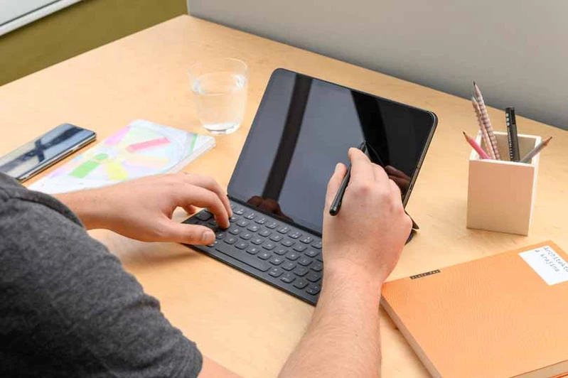 FIXED Graphite iPad Aktiv Styluspenna för iPad Svart - 8011868