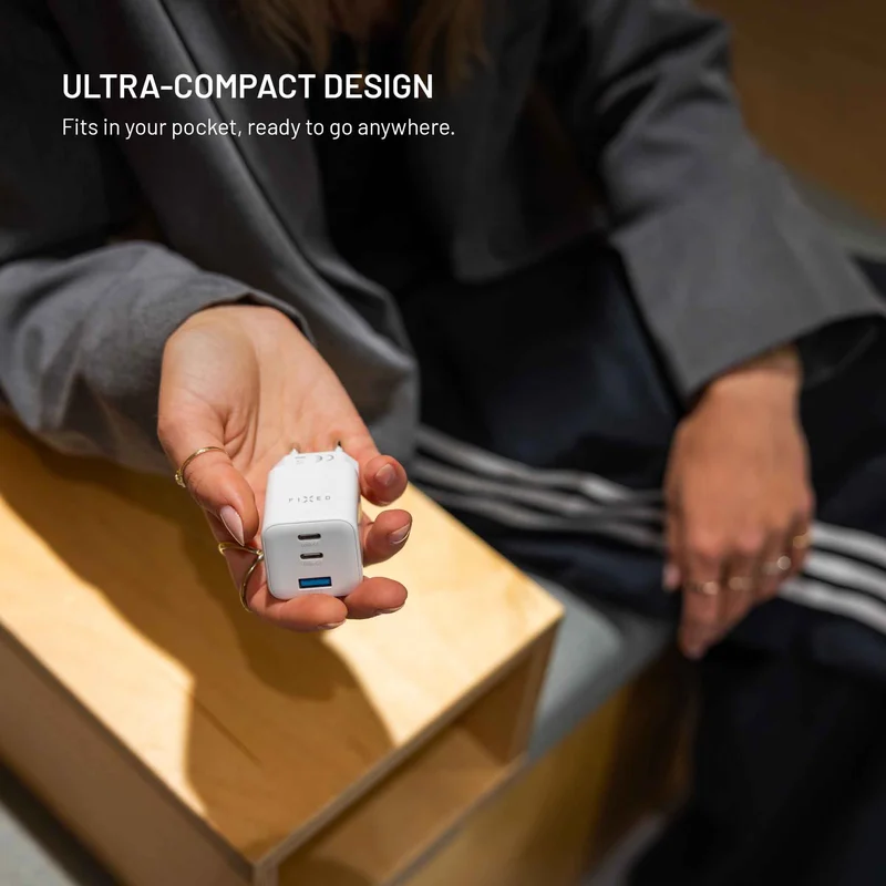 FIXED Super Fast Mini Charger 65W 2xUSB-C PD + USB-A Vit - 8019061