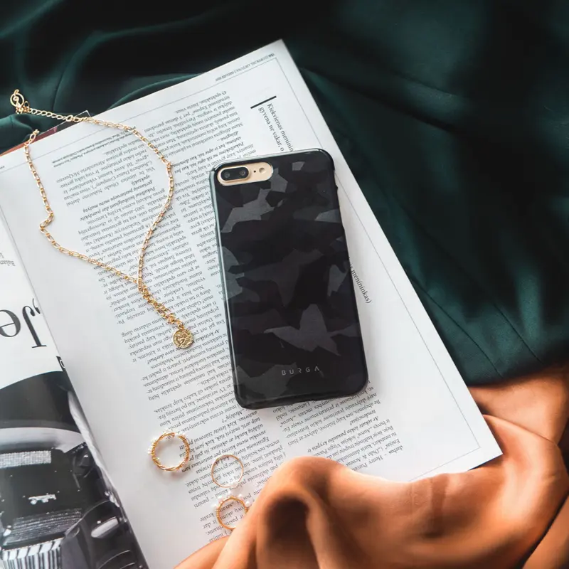 Burga Night Black Camo - Apple iPhone 16 Tough Skyddsskal - 2937764