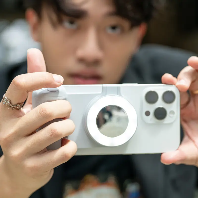 Shiftcam SnapPocket LED-lampa och stativ MagSafe-kompatibel Greige - 2943100